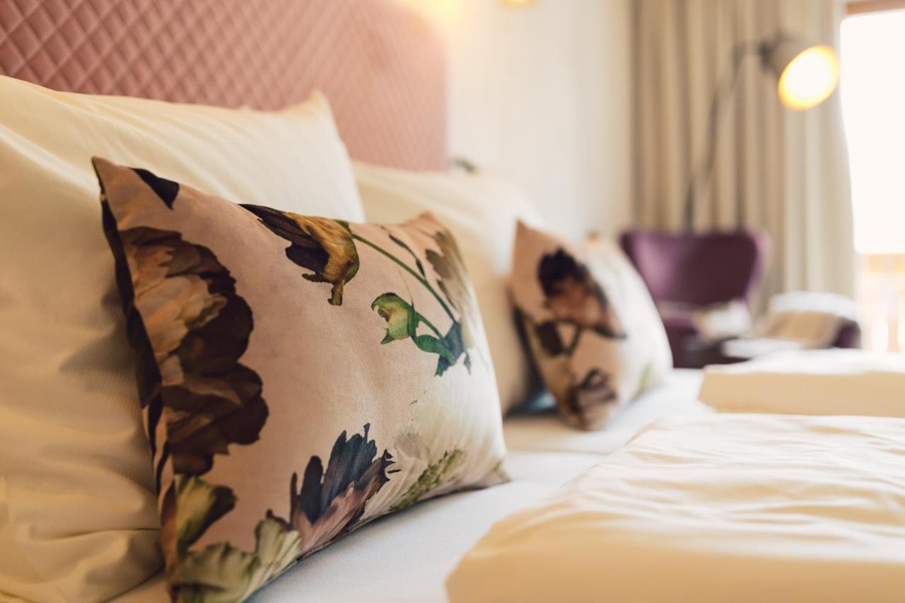 Hotel Jaegerhof Zams Buitenkant foto