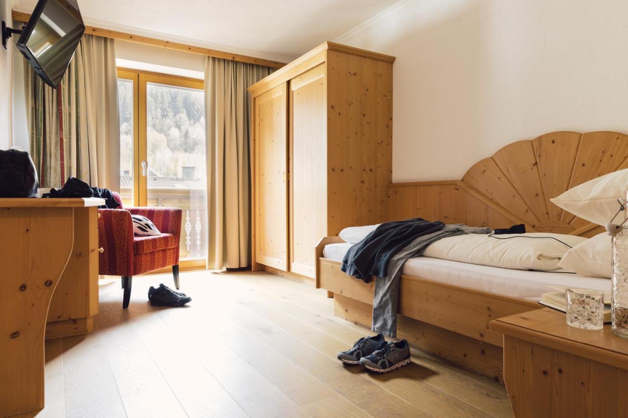 Hotel Jaegerhof Zams Buitenkant foto