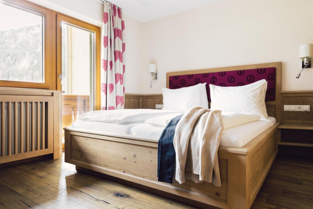 Hotel Jaegerhof Zams Buitenkant foto